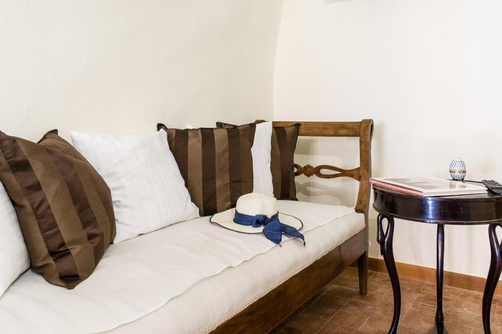 Lyon Apartment Anfiteatro Square, Lucca Exteriér fotografie