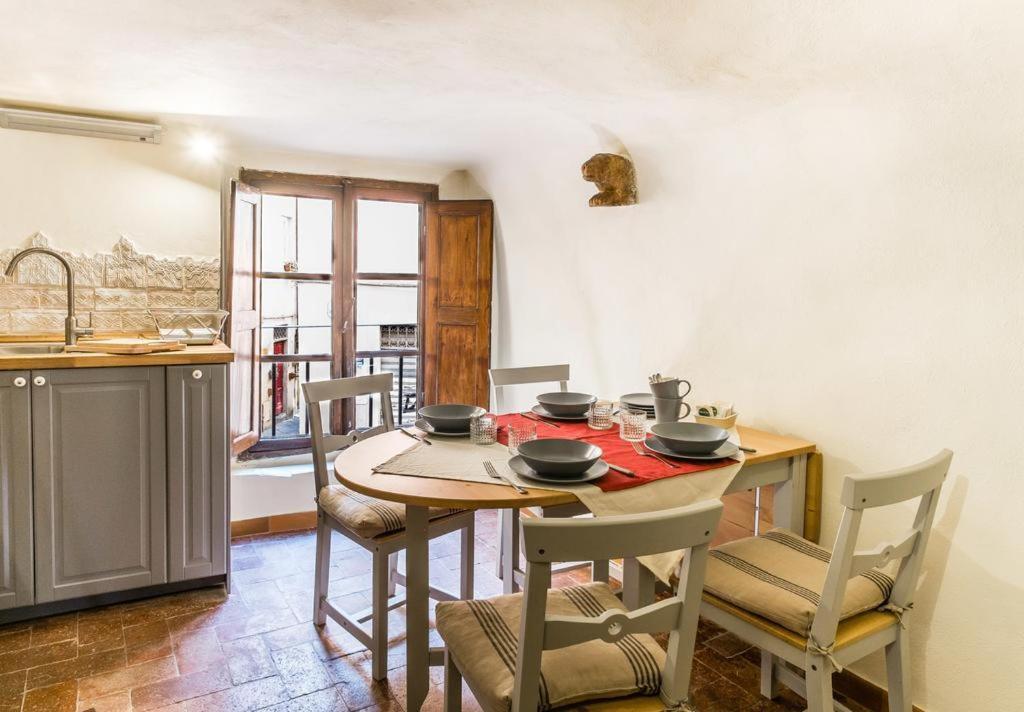 Lyon Apartment Anfiteatro Square, Lucca Exteriér fotografie